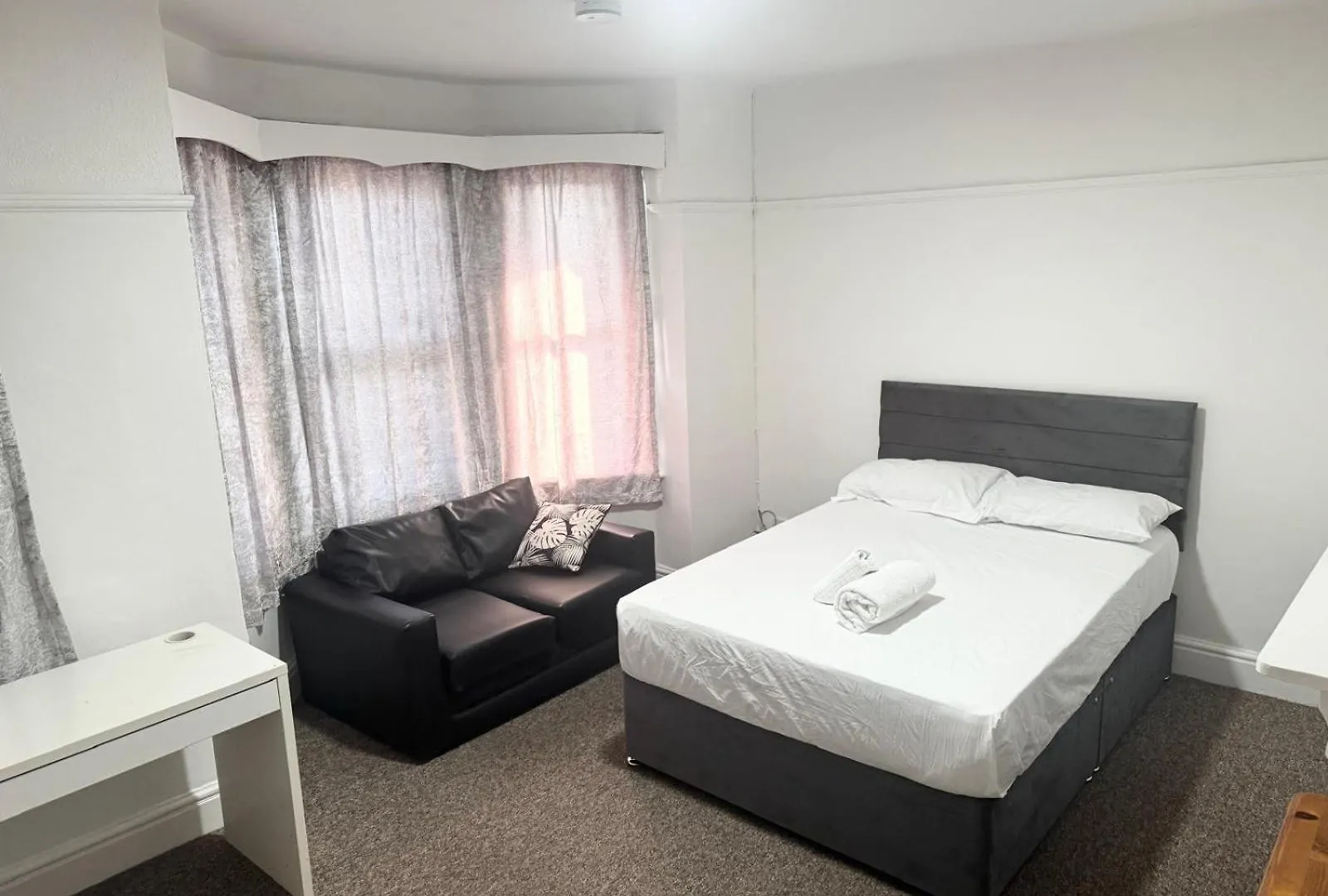 Serene Suite Rooms 1 - 5 Southampton United Kingdom