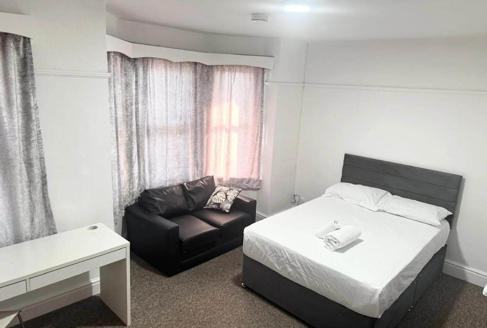 Serene Suite Rooms 1 - 5 Southampton 0*,  United Kingdom